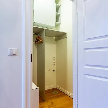Vene 19 Heritage With Sauna Apartman *